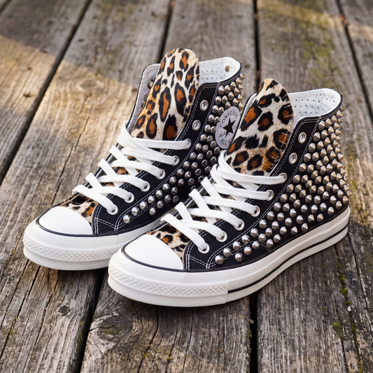 Schwarze Leopardmuster Nieten-High-Top-Sneaker, Punk-Rock-Spike-Canvas-Schuhe